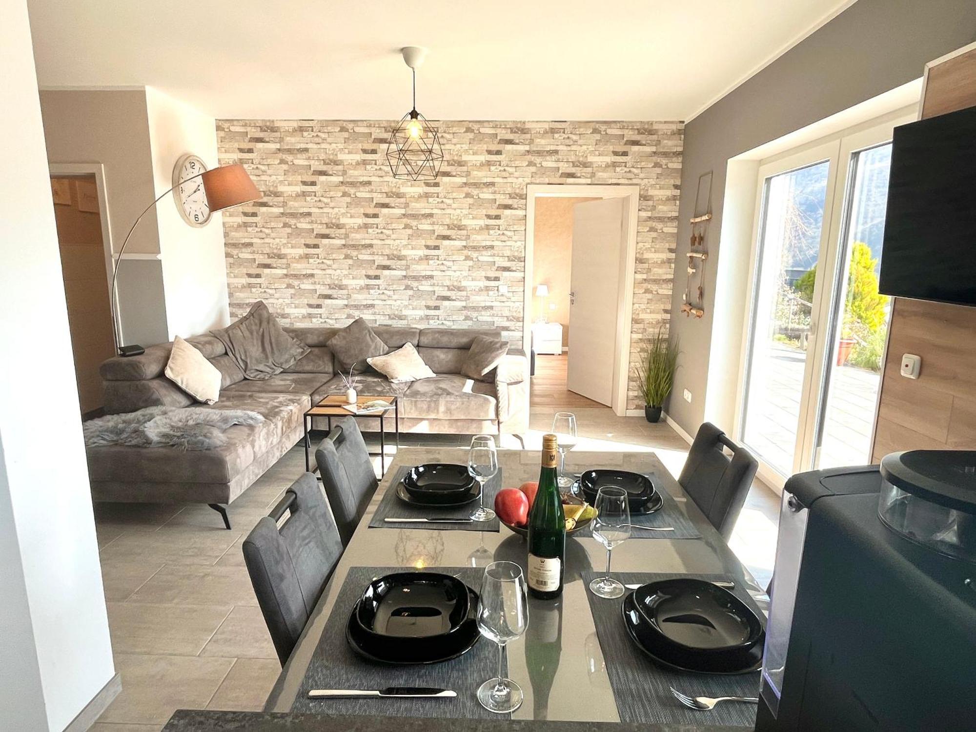 Ferienwohnung Sonnenterrasse, 1-4 Personen, 2 Schlafzimmer, Grosse Terrasse Mueden Exterior photo